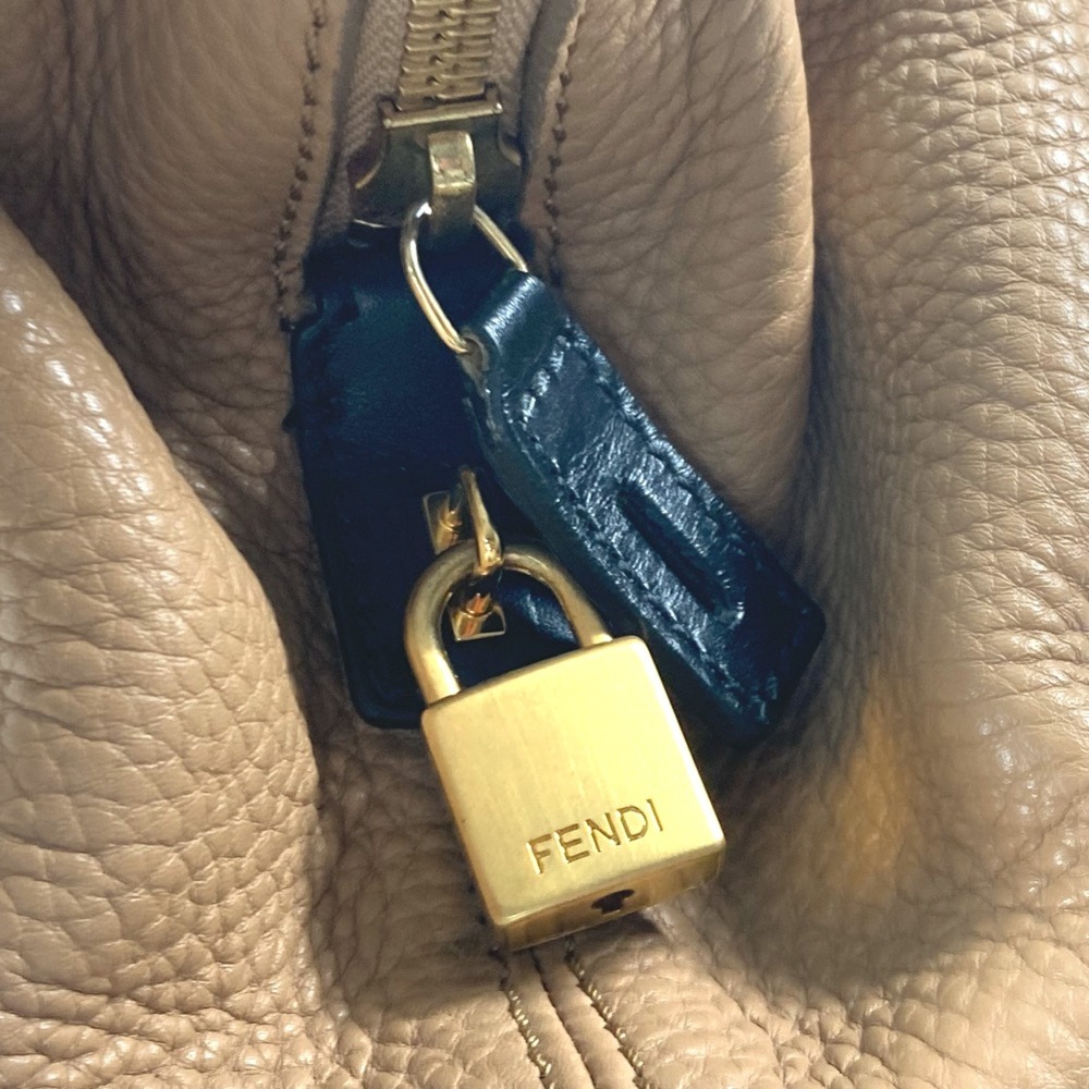FENDI Bag - Picture 10 of 15